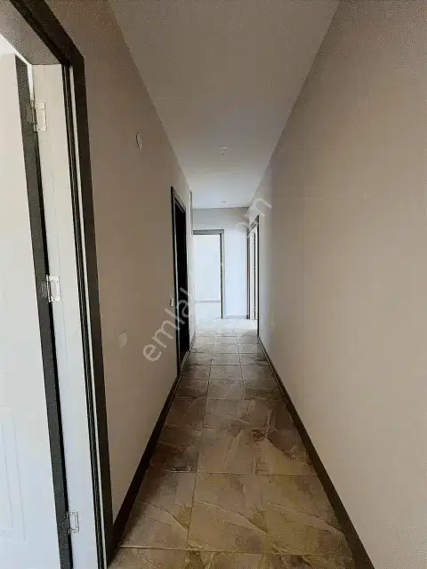 Altıntaşın En Geniş Ayrı Mutfaklı Eşyasız 2+1 Kiralık Daire — görsel 12