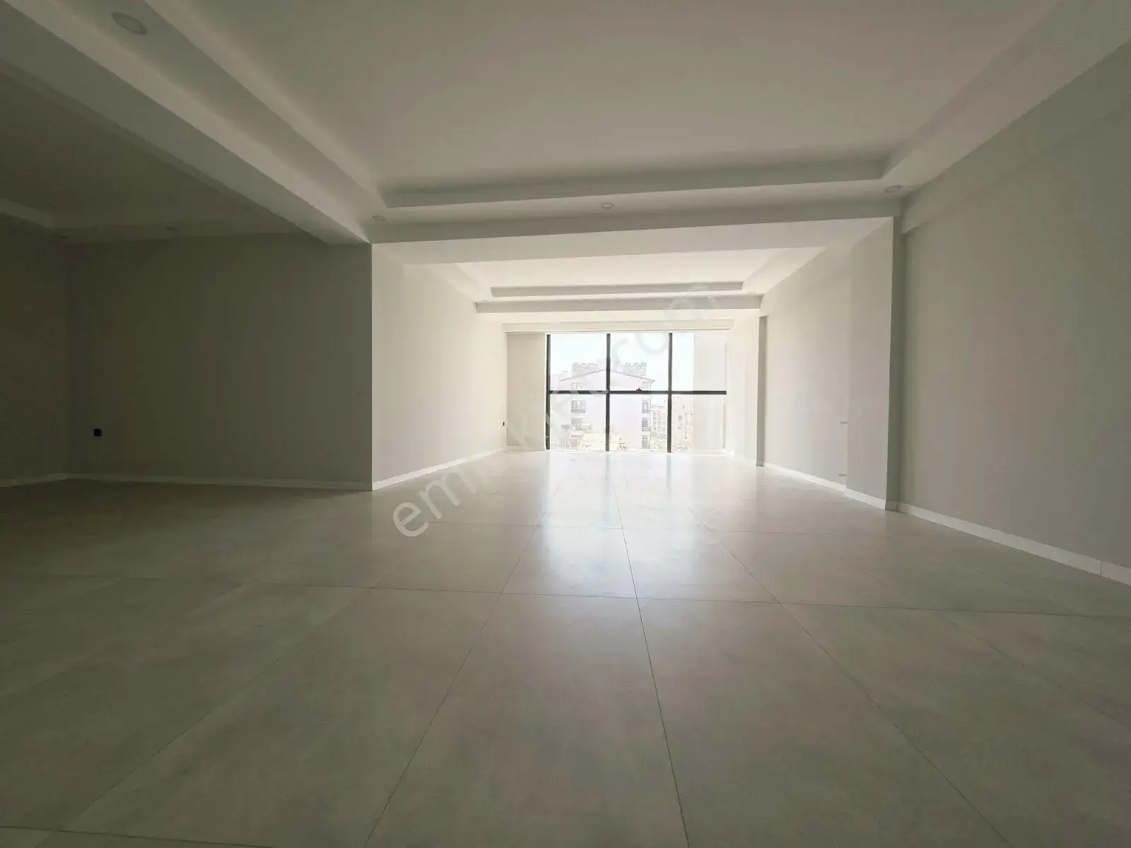 Serik Atatürk Caddesi'nde Plazada Prestijli Kiralık Ofis — görsel 16