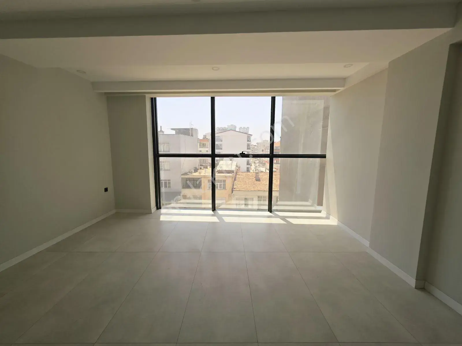 Serik Atatürk Caddesi'nde Plazada Prestijli Kiralık Ofis — görsel 17