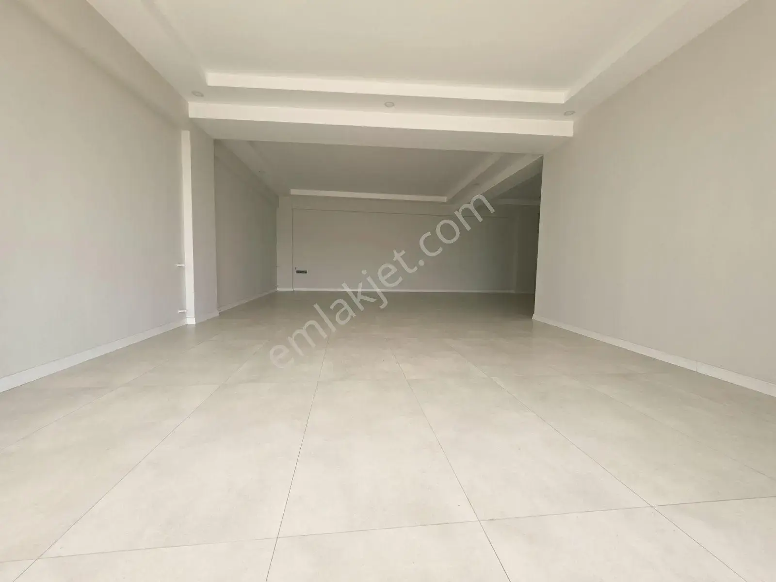 Serik Atatürk Caddesi'nde Plazada Prestijli Kiralık Ofis — görsel 18