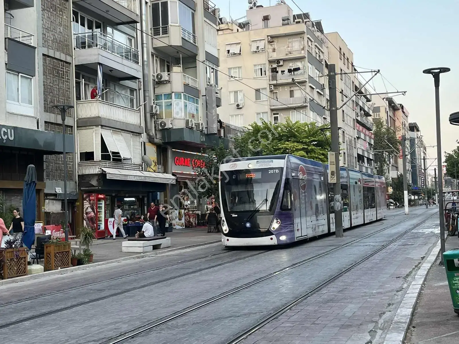 Şarampol Kapalı Yol Tramvay Hattı Üzerinde Satılık Dükkan — görsel 2