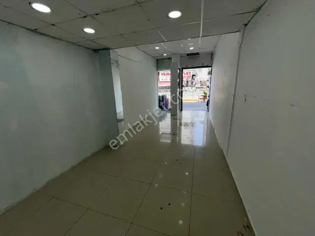 Şarampol Kapalı Yol Tramvay Hattı Üzerinde Satılık Dükkan — görsel 9