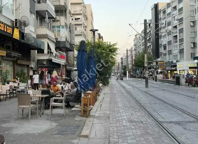 Şarampol Kapalı Yol Tramvay Hattı Üzerinde Satılık Dükkan — görsel 12
