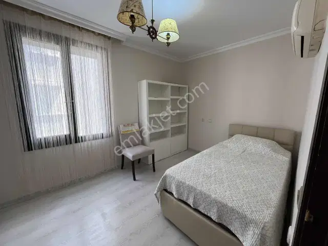 Gülay Tuncay'dan Lal Sitesinde Deniz Manzaralı Satılık Daire — görsel 17