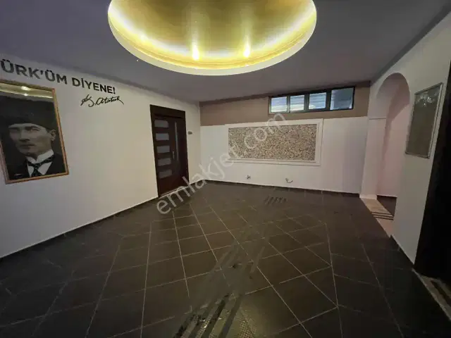 Gülay Tuncay'dan Lal Sitesinde Deniz Manzaralı Satılık Daire — görsel 19