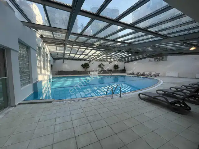 Gülay Tuncay'dan Lal Sitesinde Deniz Manzaralı Satılık Daire — görsel 22