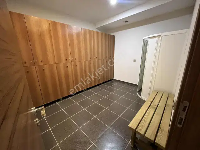 Gülay Tuncay'dan Lal Sitesinde Deniz Manzaralı Satılık Daire — görsel 24