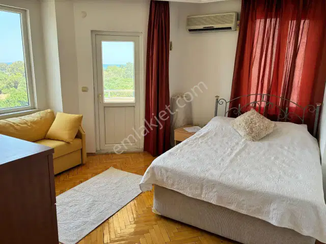 Örnekköy'de Deniz Manzaralı Eşyalı Arakat 3+1 Daire — görsel 24