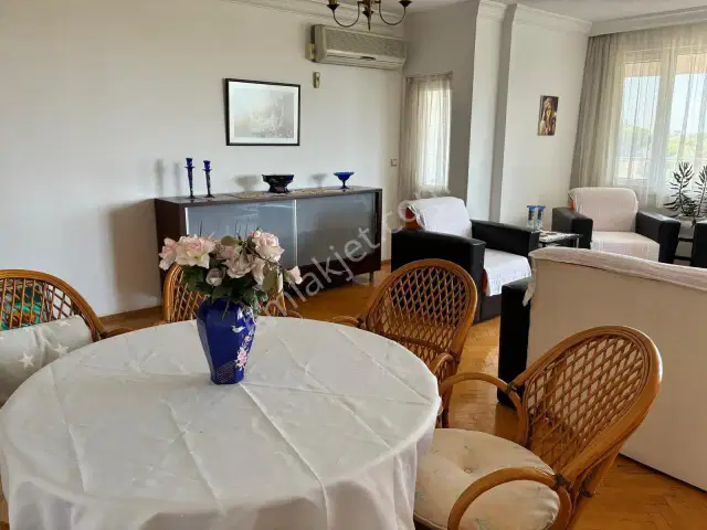 Örnekköy'de Deniz Manzaralı Eşyalı Arakat 3+1 Daire — görsel 30