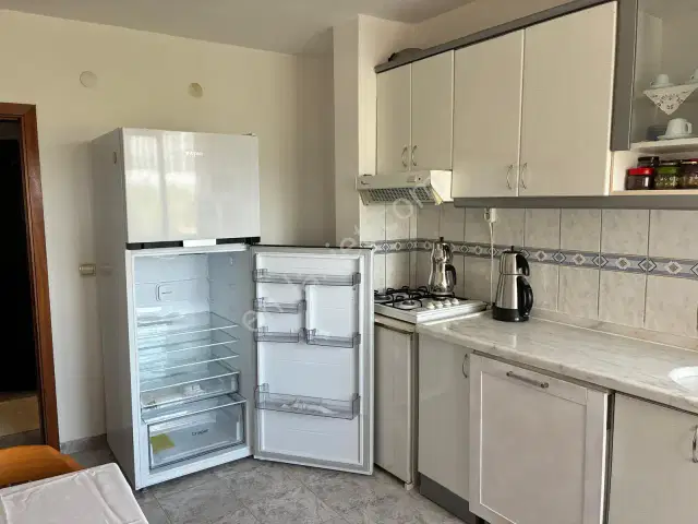 Örnekköy'de Deniz Manzaralı Eşyalı Arakat 3+1 Daire — görsel 32