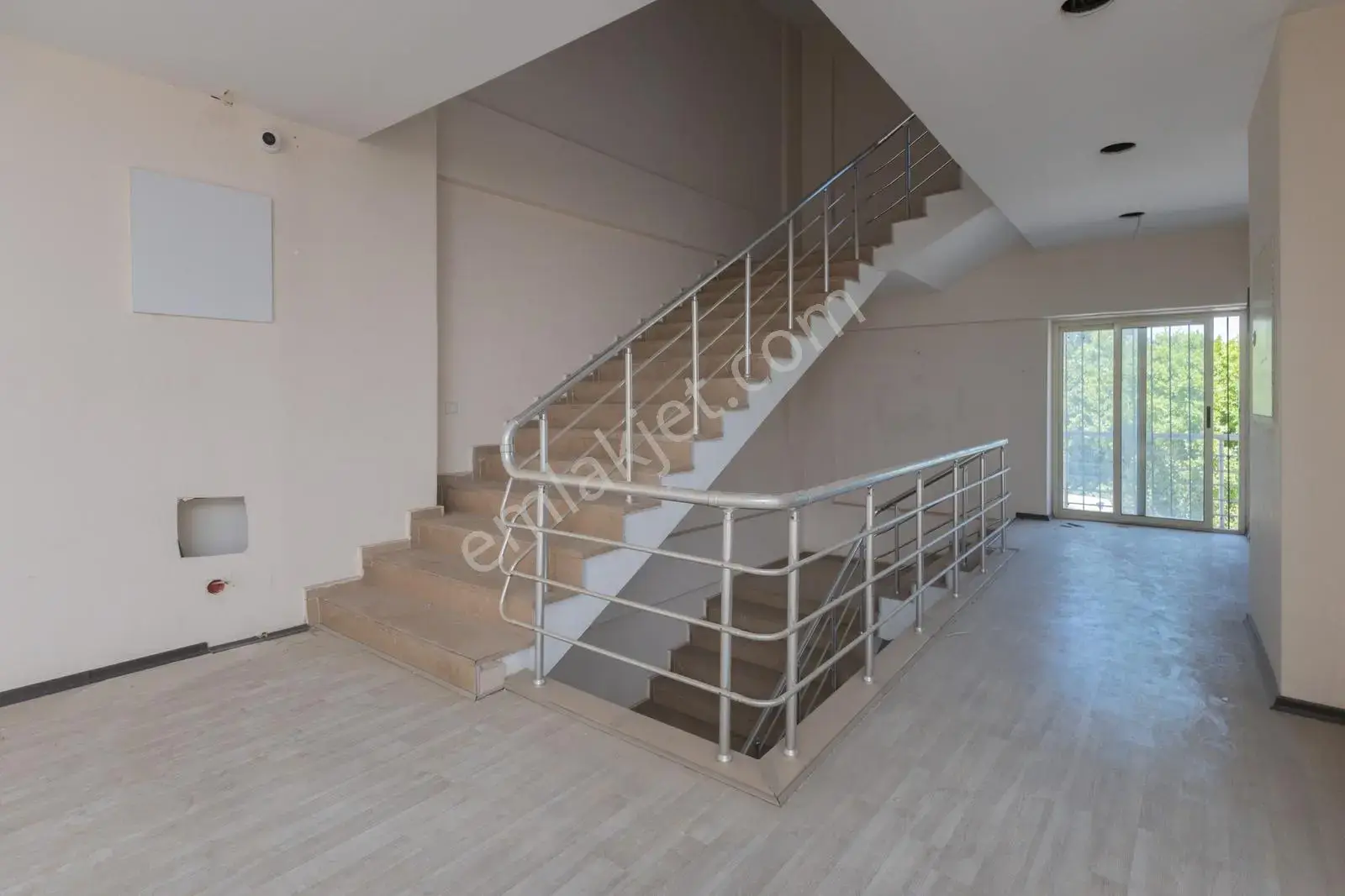 Aspendos Bulvarı'nda 2000 M2 Satılık Devasa İş Merkezi — görsel 17