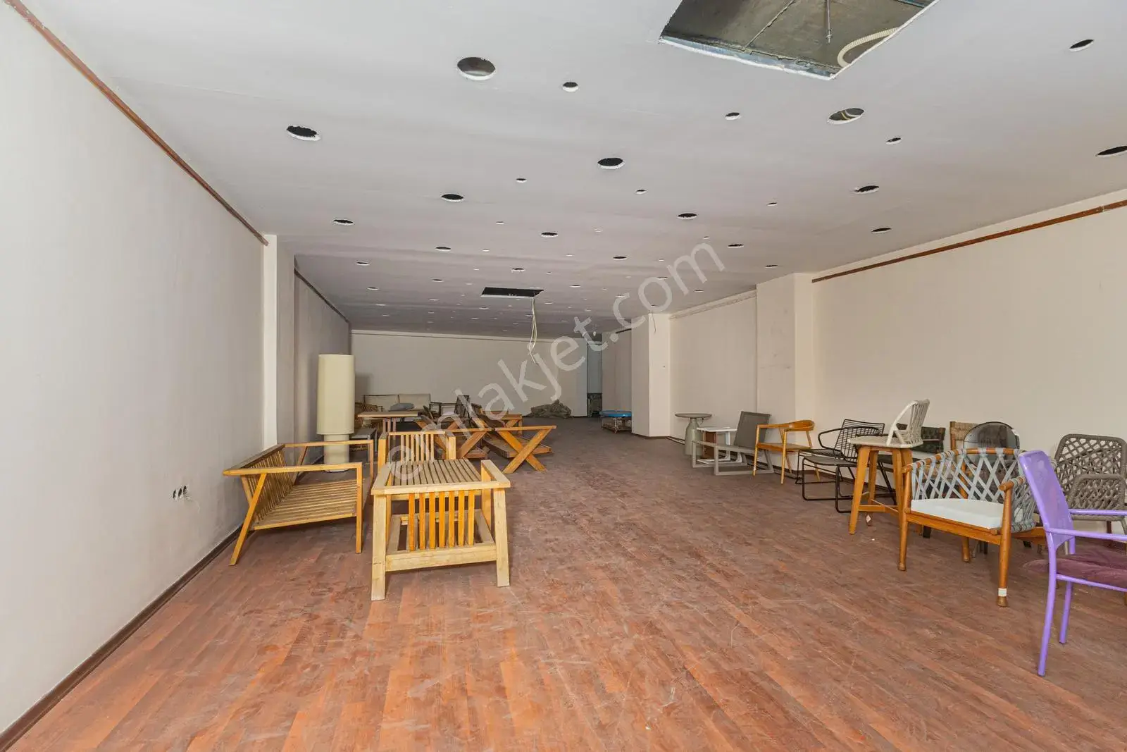 Aspendos Bulvarı'nda 2000 M2 Satılık Devasa İş Merkezi — görsel 28