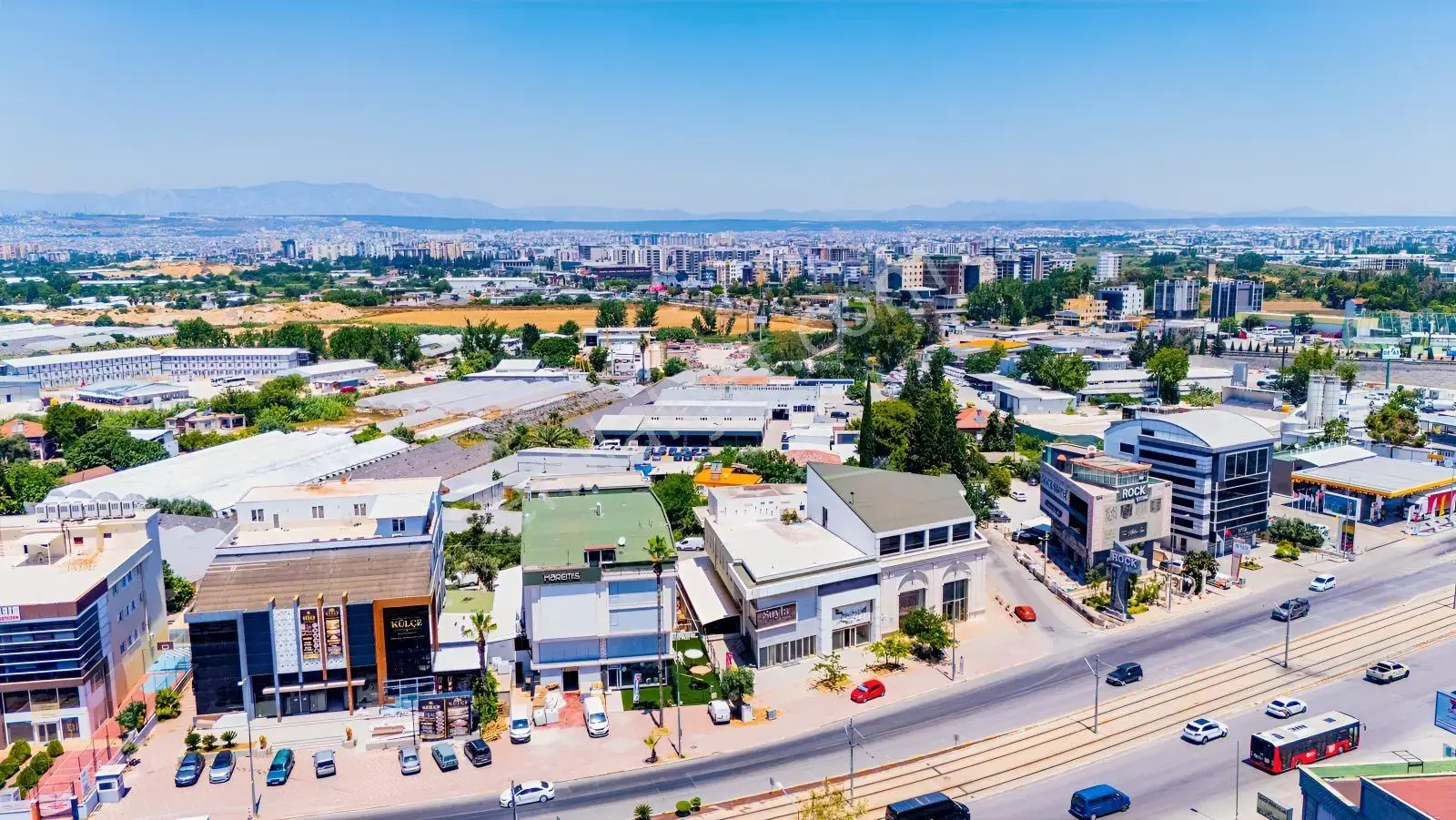 Aspendos Bulvarı'nda 2000 M2 Satılık Devasa İş Merkezi — görsel 30
