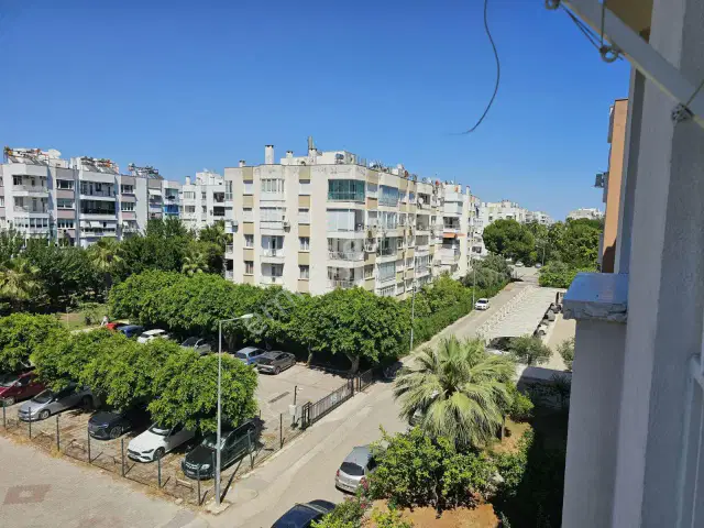 Fener Mah.astur Sitesinde Kiralık 3+1 Daire — görsel 4