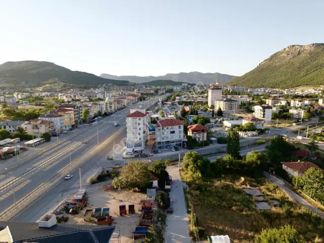 Fiyat Düştü! Bucak Çevre Yolu Üzeri Yatırımlık Uygun Apart — görsel 10