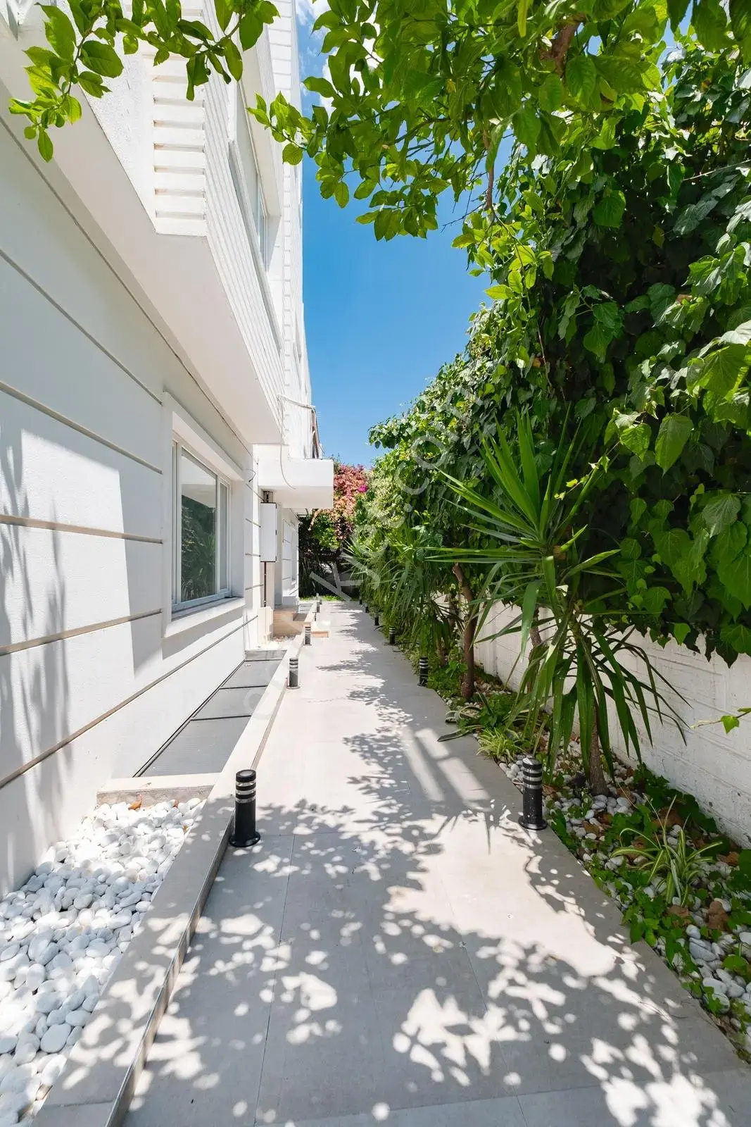 Şehrin Kalbinde Satılık Masrafsız 4+2 Villa — görsel 2
