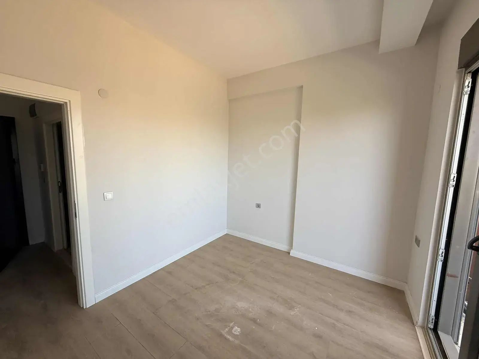 Altıntaş Da Satılık İskanlı 1+1 Daire — görsel 3