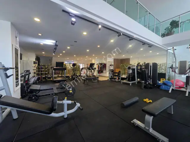 1.100 M2 6 Kat Tüm Techizatları İle Birlikte Devren Spor Salonu — görsel 12
