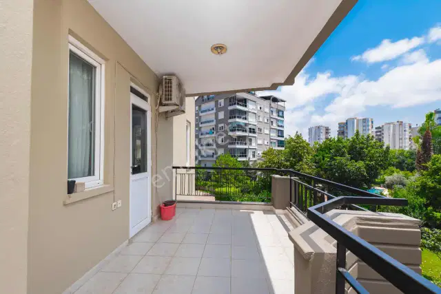 Yalı Caddesinde Site İçerisinde Ara Kat Satılık Daire — görsel 3