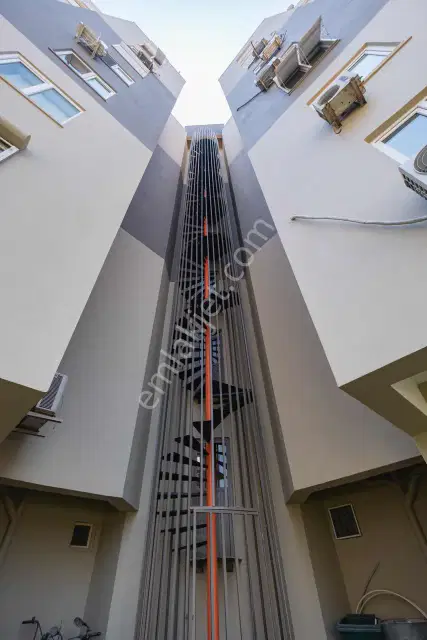Yalı Caddesinde Site İçerisinde Ara Kat Satılık Daire — görsel 7