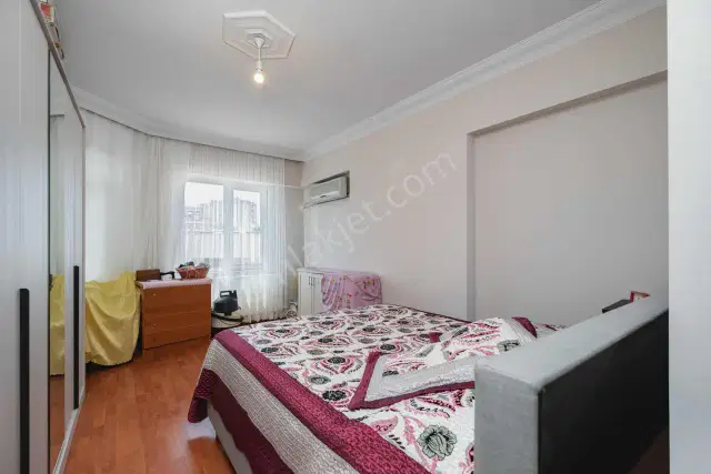 Yalı Caddesinde Site İçerisinde Ara Kat Satılık Daire — görsel 20