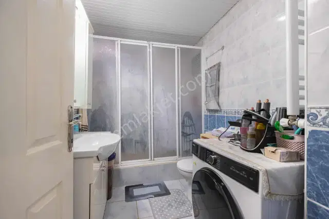 Yalı Caddesinde Site İçerisinde Ara Kat Satılık Daire — görsel 22