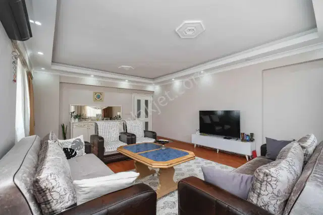 Yalı Caddesinde Site İçerisinde Ara Kat Satılık Daire — görsel 26