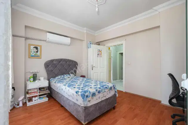 Yalı Caddesinde Site İçerisinde Ara Kat Satılık Daire — görsel 30