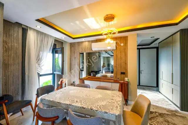 Döşemealtı'nda Yüzme Havuzlu Emsalsiz 4+1 Villa — görsel 5