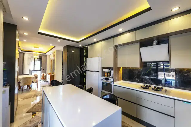 Döşemealtı'nda Yüzme Havuzlu Emsalsiz 4+1 Villa — görsel 7