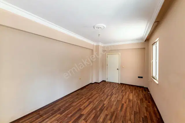 Güzeloba Botanik Sitesi'nde Geniş 2+1 Daire — görsel 10