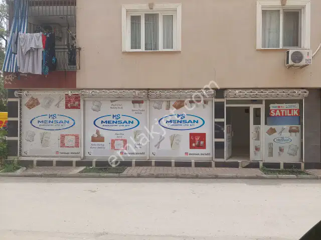 Muratpaşa'da Satılık Depolu Dükkan