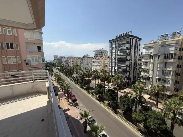 Yeşilbahçede Merkezi Konumda, Geniş 3+1 Kiralık Daire — görsel 20