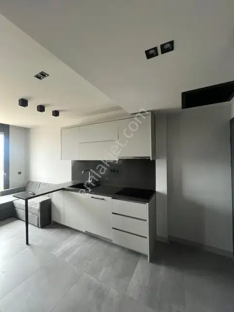 Havalimanına Yakın 1+1 Konsept Site İçerisinde Satılık Daire — görsel 9