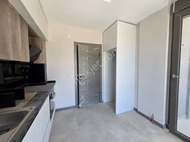 Yasemin Dönmez'den Site İçinde 2+1 Ayrı Mutfaklı Kiralık Daire — görsel 6