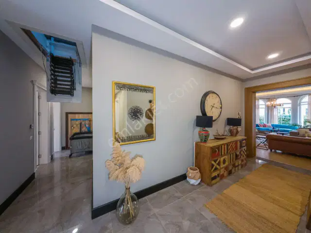 Vali Konakları 2'de Müstakil Bahçeli Eşyalı Kiralık Villa — görsel 10