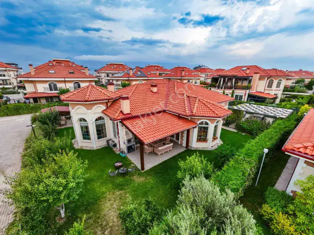 Vali Konakları 2'de Müstakil Bahçeli Eşyalı Kiralık Villa — görsel 17