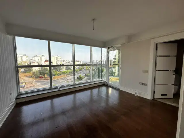 Gürsu'da Elit Bir Yaşam İçin Ödüllü Sitede Kiralık Dubleks. — görsel 3