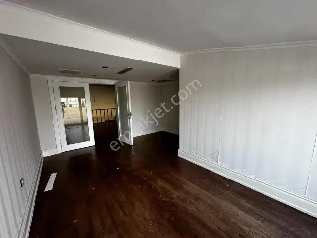 Gürsu'da Elit Bir Yaşam İçin Ödüllü Sitede Kiralık Dubleks. — görsel 15