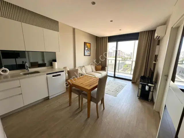 Ana Yol Üzerinde Özellikli Sitede 1+1 Eşyalı Kiralık Daire — görsel 7