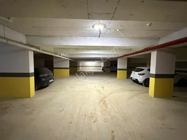 Ana Yol Üzerinde Özellikli Sitede 1+1 Eşyalı Kiralık Daire — görsel 11