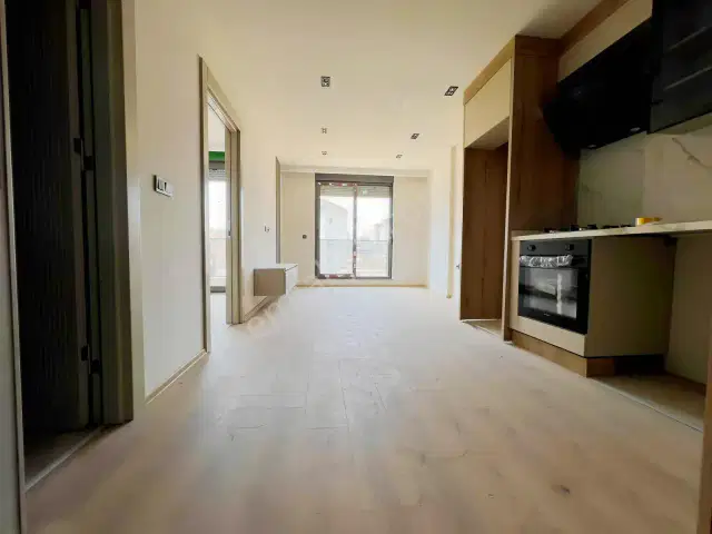 Şehir Hast. Yürüme Mesafesinde Arakat 1+1 Kiralık Daire — görsel 3