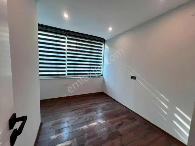 Konyaaltı Sarısu Site İçinde Lux Yapılı Boş Daire 2+1 — görsel 11
