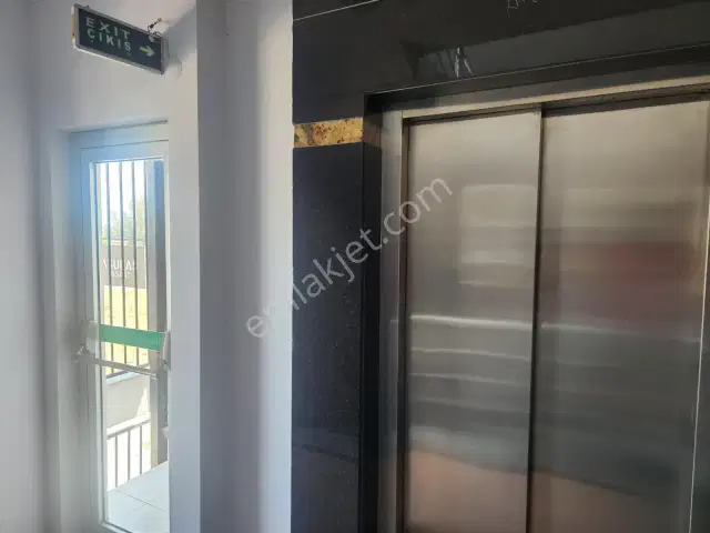 Aksu Merkezde Tabela Değeri Yüksek Geniş Ofis — görsel 10