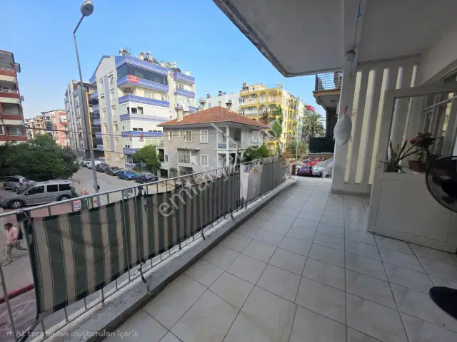 Işıklar'da Arık Caddesi Yol Üstü Katta Tek 3+1 Daire — görsel 12