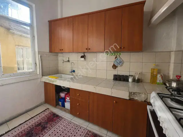 Işıklar'da Arık Caddesi Yol Üstü Katta Tek 3+1 Daire — görsel 19