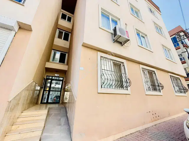 Ebeveyn Banyolu Ayrı Mutfaklı 2+1 Ferah Daire — görsel 11