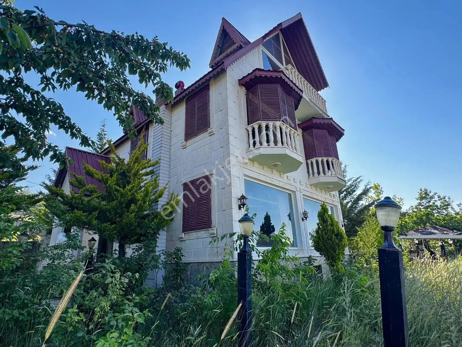 Geyikbayırı 700 M2 Arsalı Özel Mimari Villa — görsel 1