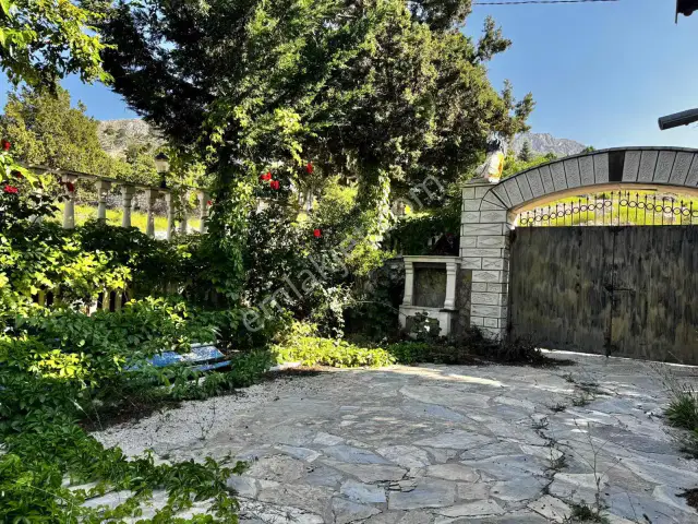 Geyikbayırı 700 M2 Arsalı Özel Mimari Villa — görsel 3