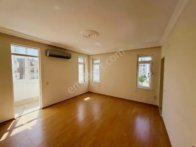 Çağlayanda Merkezi Konumda Site İçi 3+1 Arakat Daire — görsel 4